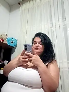 Snapshot of Madisonpalacio chatting on 03.01.25 Madisonpalacio online show from 03.01.25