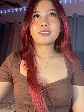 Snapshot of ursweet_babygirl chatting on 07.21.26 ursweet babygirl online show from 07.21.26
