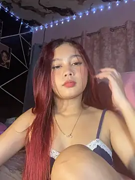 Snapshot of ursweet_babygirl chatting on 07.23.26 ursweet babygirl online show from 07.23.26