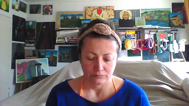 MariaAnaSunshine online show from 11.11.25