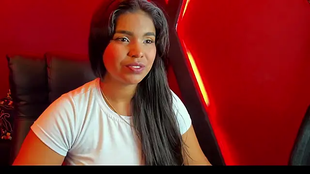 zoe roux21 online show from 01.25.25