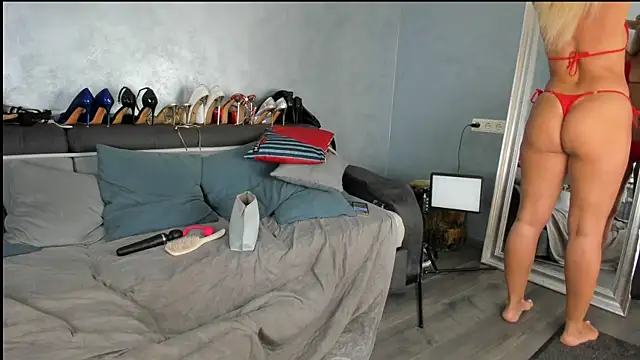 Snapshot of SEXDream777 chatting on 06.22.26 SEXDream777 online show from 06.22.26