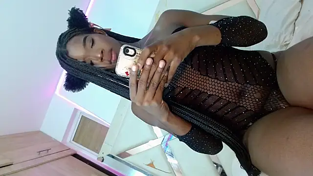 Snapshot of vahileht_smith chatting on 01.11.25 vahileht smith online show from 01.11.25