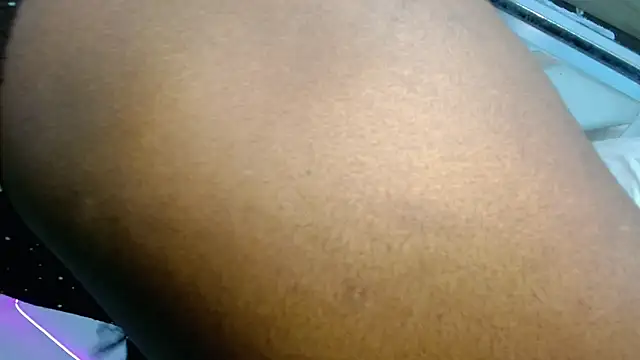 Snapshot of vahileht_smith chatting on 01.14.25 vahileht smith online show from 01.14.25