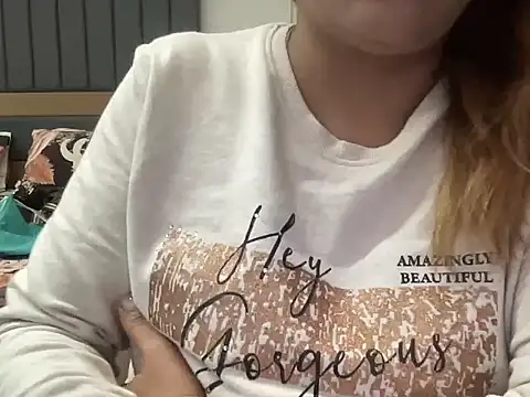 Snapshot of sassypooja chatting on 12.28.24 sassypooja online show from 12.28.24