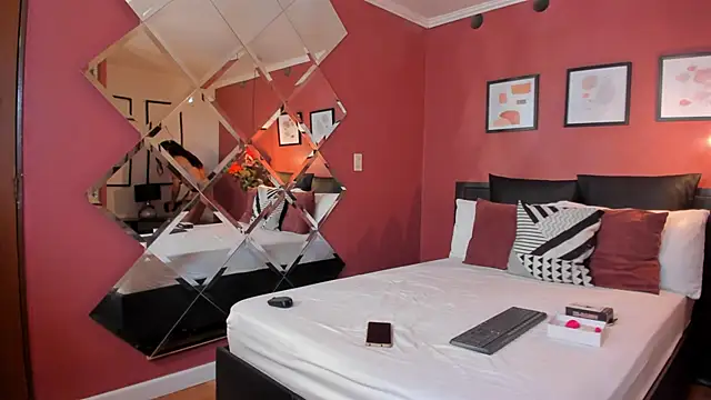 scarlet castro online show from 03.03.25