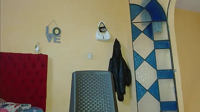 cristinamontiel online show from 02.06.25