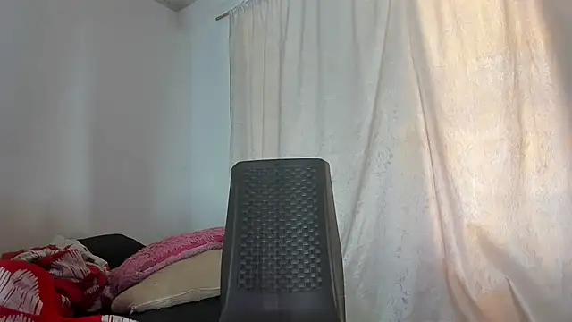 cristinamontiel online show from 04.11.26