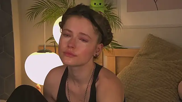 Snapshot of AshleyDouglas chatting on 01.25.25 AshleyDouglas online show from 01.25.25