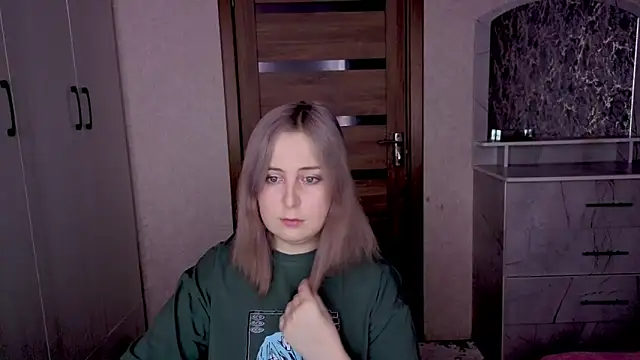 Kristy-Max online show from 02.04.26