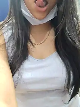 Snapshot of Mylovesana chatting on 05.02.26 Mylovesana online show from 05.02.26