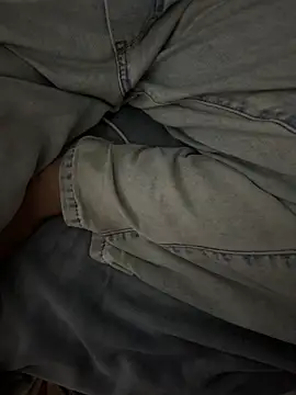 CM100412 online show from 04.24.26