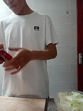 Snapshot of CM100412 chatting on 07.18.26 CM100412 online show from 07.18.26