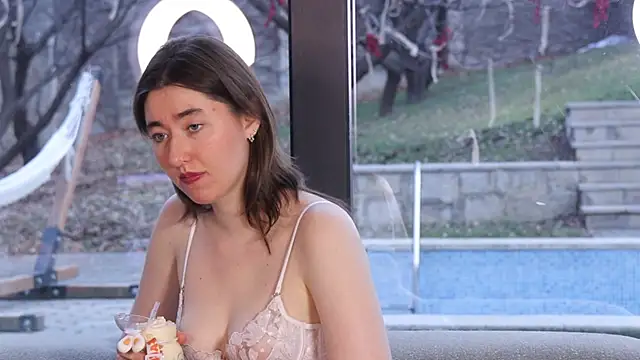 Snapshot of GentleSparkMay chatting on 12.08.24 GentleSparkMay online show from 12.08.24