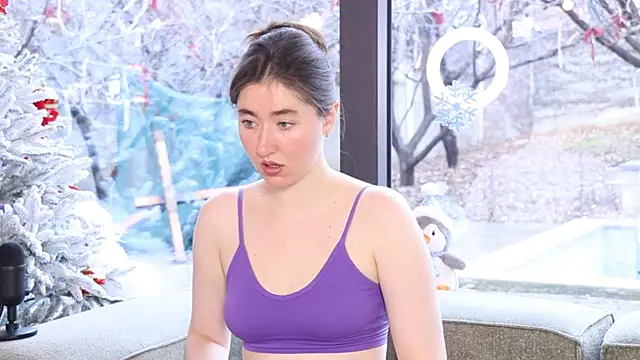 Snapshot of GentleSparkMay chatting on 12.28.24 GentleSparkMay online show from 12.28.24