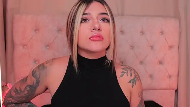 ashleyvalirya online show from 02.14.25