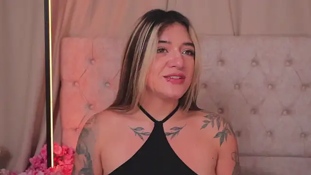 ashleyvalirya online show from 02.26.25