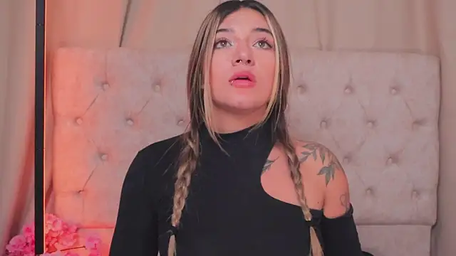 ashleyvalirya online show from 02.28.25