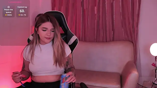 ashleyvalirya online show from 12.23.25