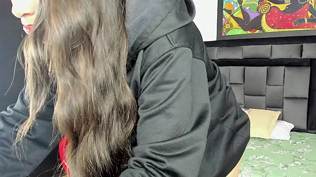 tatiana valencia online show from 02.06.25