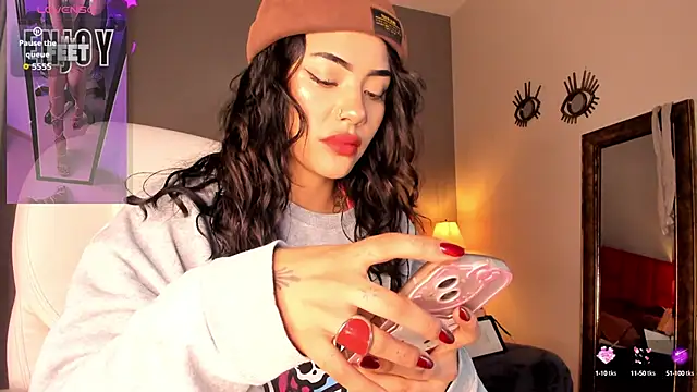 Giovanna oliveira online show from 10.08.25