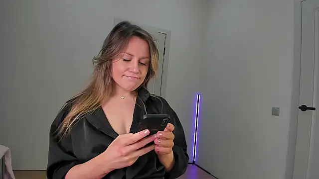  cometoseeme  online show from 02.01.26