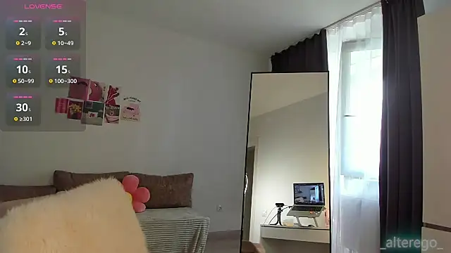  cometoseeme  online show from 07.26.26