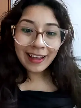 MishuColfer online show from 10.31.25