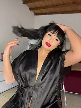 Snapshot of Alexa_Miss chatting on 10.26.25 Alexa Miss online show from 10.26.25