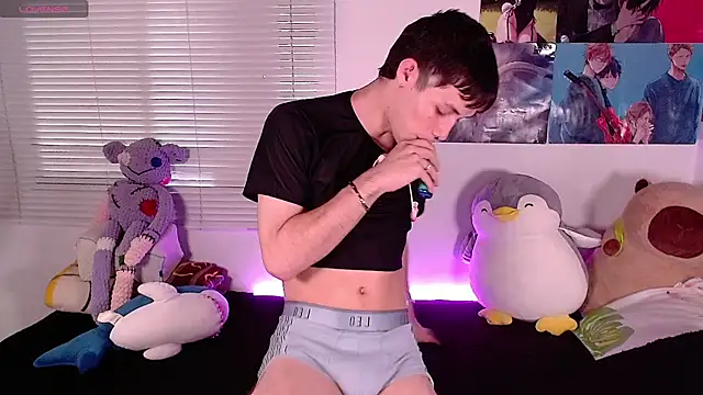 Snapshot of angel_bless19 chatting on 01.11.25 angel bless19 online show from 01.11.25