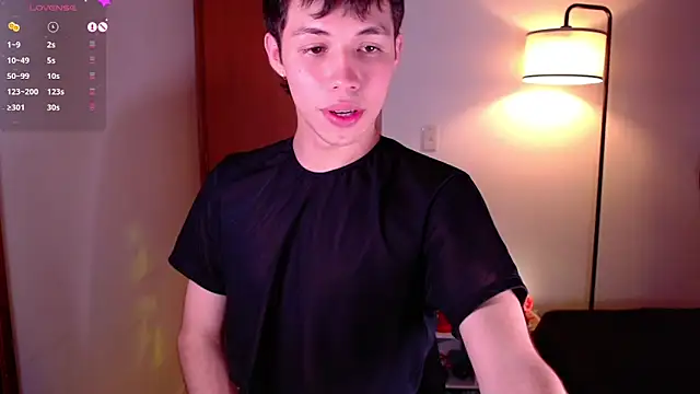 Snapshot of angel_bless19 chatting on 01.24.25 angel bless19 online show from 01.24.25