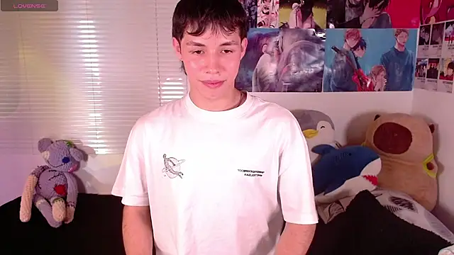 Snapshot of angel_bless19 chatting on 03.08.25 angel bless19 online show from 03.08.25