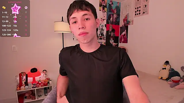 Snapshot of angel_bless19 chatting on 09.28.25 angel bless19 online show from 09.28.25