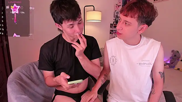 Snapshot of angel_bless19 chatting on 10.08.25 angel bless19 online show from 10.08.25