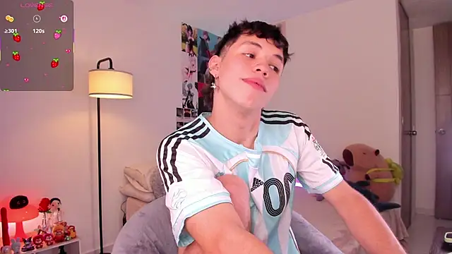 Snapshot of angel_bless19 chatting on 10.20.25 angel bless19 online show from 10.20.25