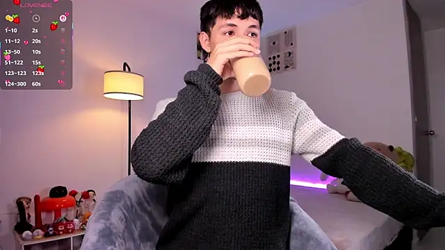 Snapshot of angel_bless19 chatting on 11.24.25 angel bless19 online show from 11.24.25