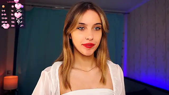 FannyHewson online show from 11.19.25