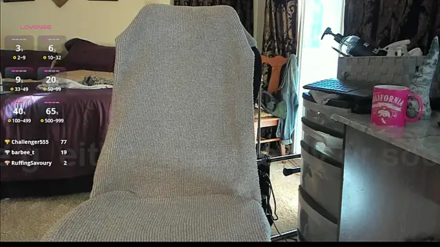 Peaches N Kreme online show from 01.29.25