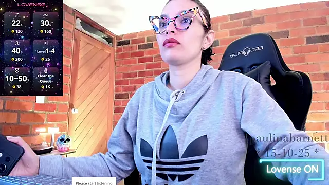 paulinabarnett- online show from 10.15.25