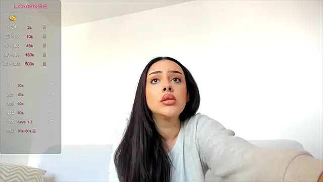 Snapshot of hornyemma__ chatting on 02.20.25 hornyemma online show from 02.20.25