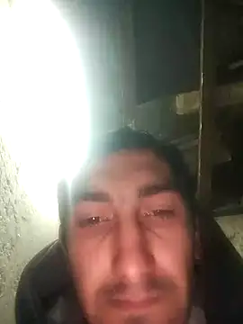 Snapshot of Vahe001@xh chatting on 12.20.25 Vahe001xh online show from 12.20.25