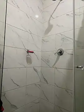 Snapshot of Cocowett chatting on 09.27.25 Cocowett online show from 09.27.25