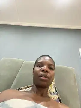 Snapshot of Cocowett chatting on 12.03.25 Cocowett online show from 12.03.25