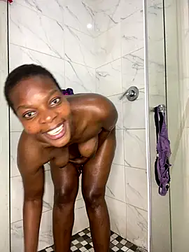 Snapshot of Cocowett chatting on 12.16.25 Cocowett online show from 12.16.25