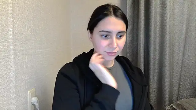 Snapshot of Kashtanka_ chatting on 12.30.24 Kashtanka  online show from 12.30.24
