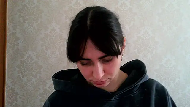 Snapshot of Kashtanka_ chatting on 10.15.25 Kashtanka  online show from 10.15.25