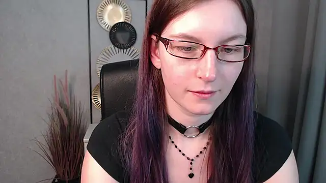 emmaxDelight online show from 12.09.24