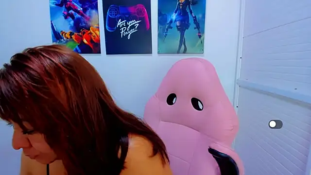 Snapshot of victoria_love89 chatting on 07.07.26 victoria love89 online show from 07.07.26