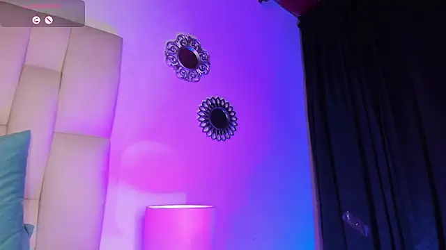 Mia ross16 online show from 01.19.25