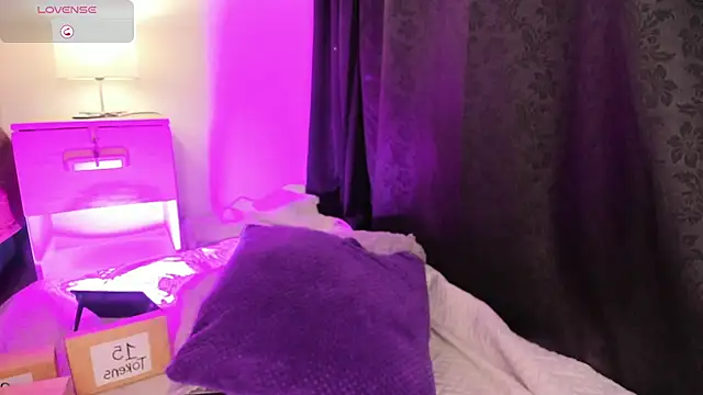 Mia ross16 online show from 01.29.25